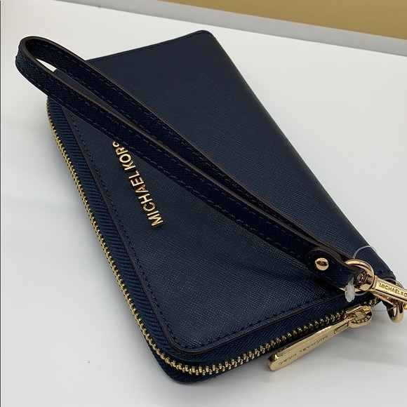 Michael Kors Jet Set Travel LG FLAT MF PHN CASE - Picture 15 of 16